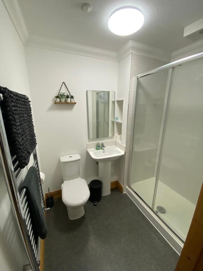 Stylish 1 Bedroom In Centre Apartment